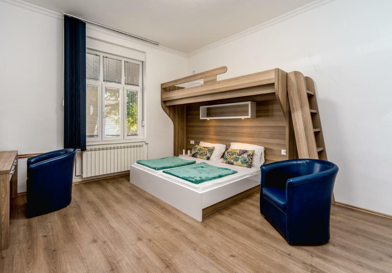 Ikar Apartments Belgrado Exterior foto
